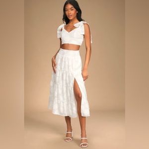 *SOLD* Lulus Bridal Set